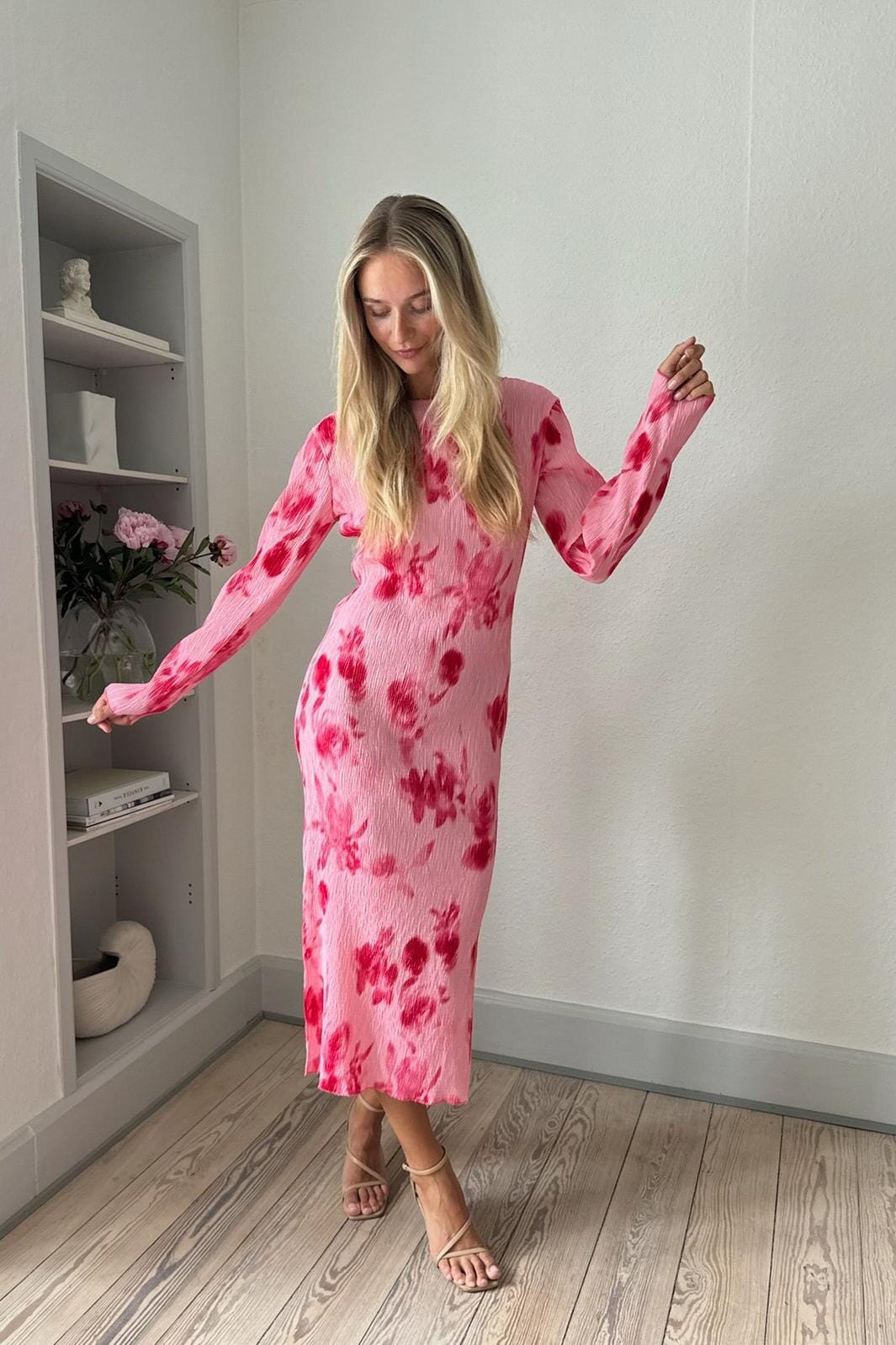 BYIC - Odaic Dress - apfp Abstract Pink Flower Print Kjoler