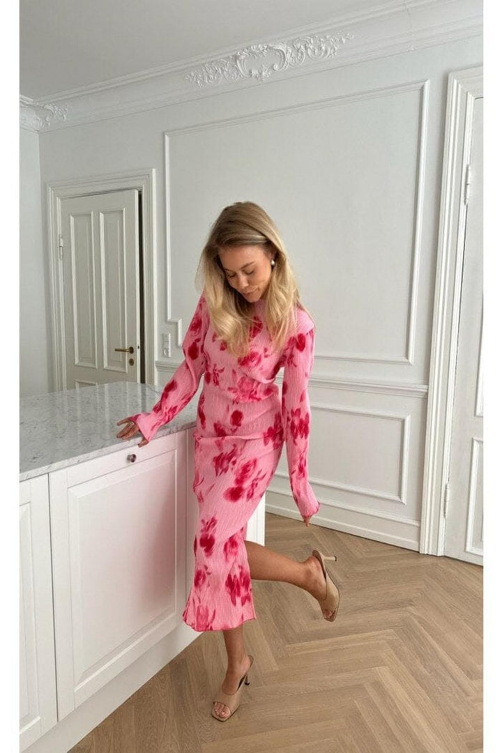 BYIC - Odaic Dress - apfp Abstract Pink Flower Print Kjoler