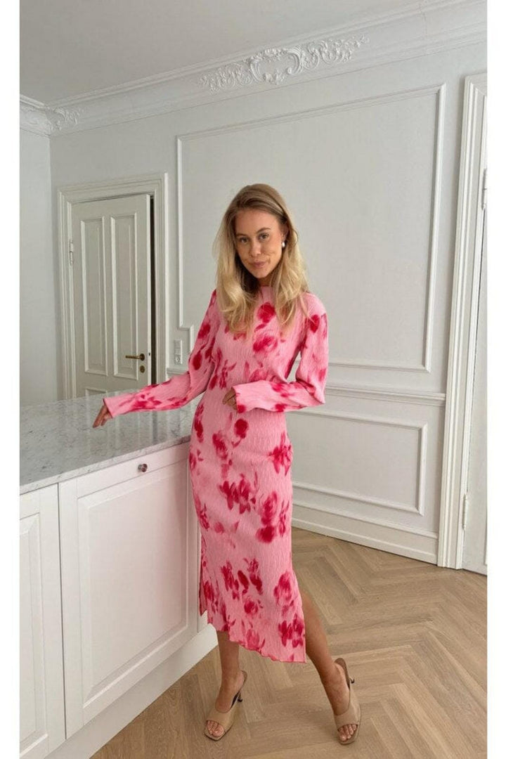 BYIC - Odaic Dress - apfp Abstract Pink Flower Print Kjoler