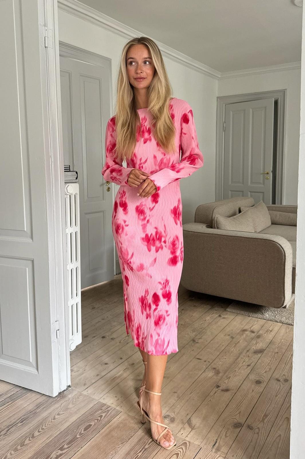 BYIC - Odaic Dress - apfp Abstract Pink Flower Print Kjoler