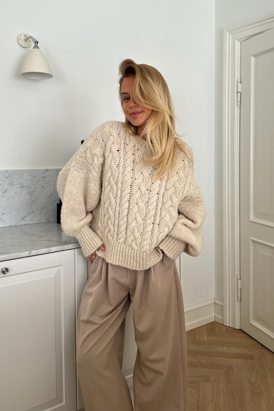 Forudbestilling - BYIC - Noraic Sweater - owhite Off White Sweatshirts