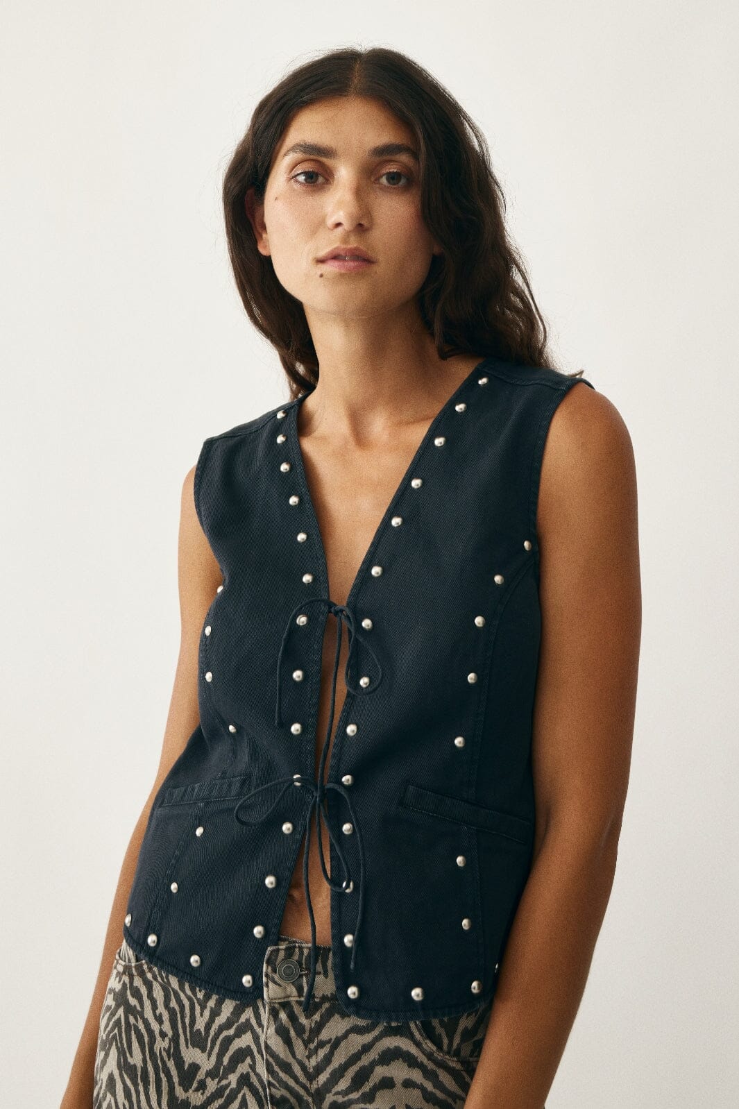 Forudbestilling - Global Funk - Filluca-G - 128 Washed Black T-shirts