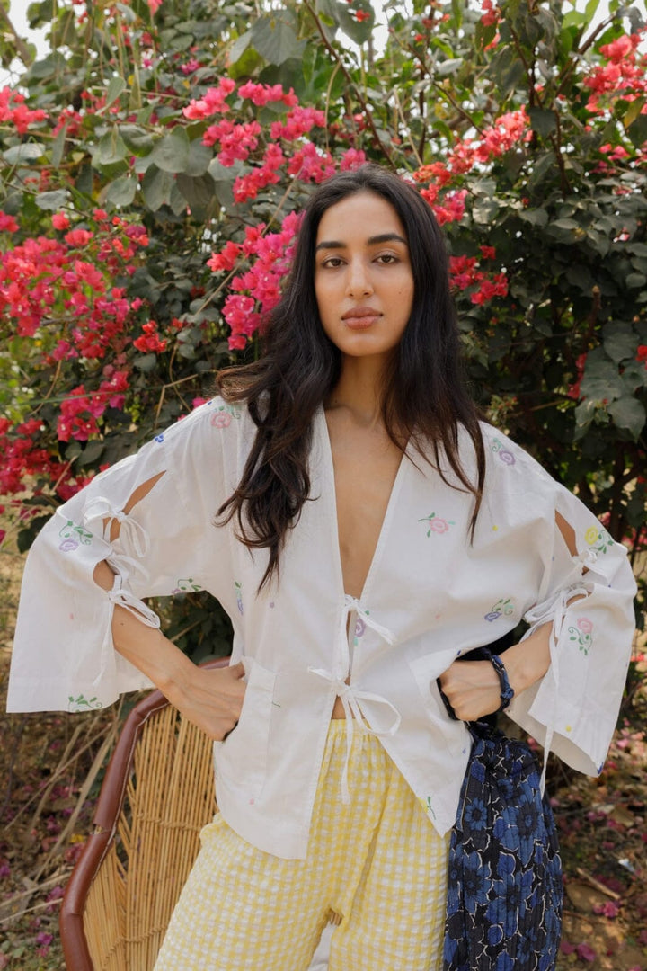 Forudbestilling - Sissel Edelbo - Coho Top SE 1228 - White Flower