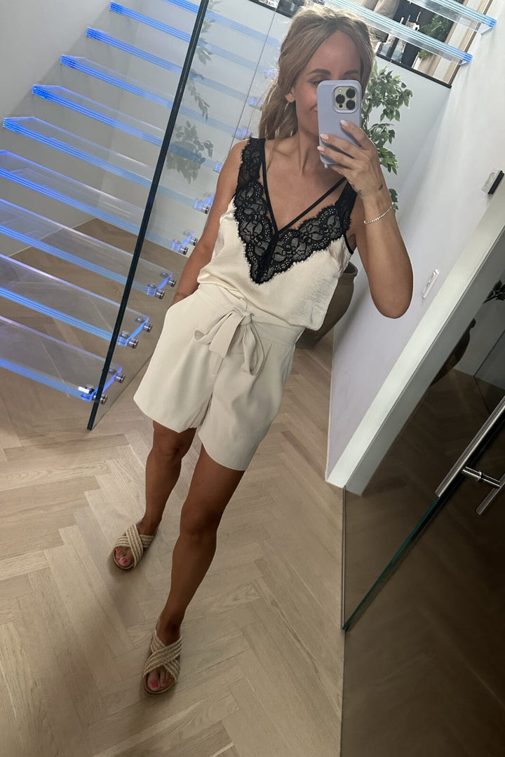 Valentin Studio - String Contrast Top - Creme