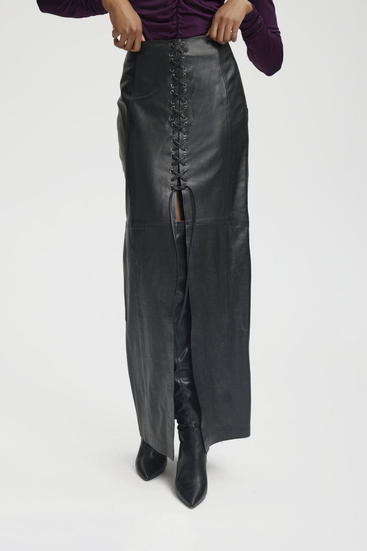 Gestuz - RodaniGZ HW long skirt - Black Nederdele