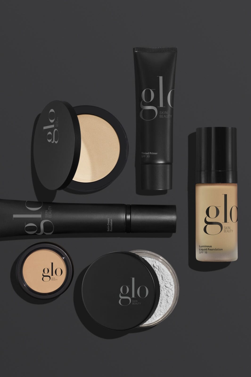 Glo Skin Beauty - Glo Perfecting Powder - Translucent, 9 g Makeup
