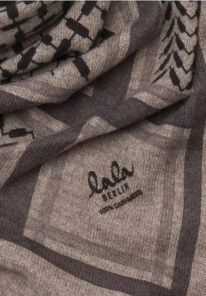 Lala Berlin - Triangle Trinity Classic M - Stradivari Dark brown melange Tørklæder