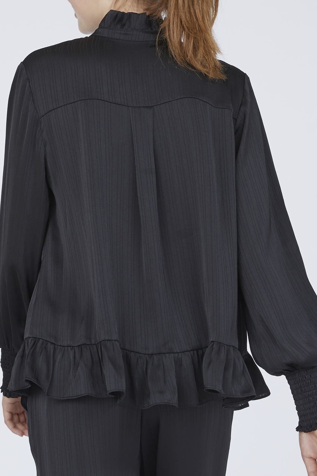 Love & Divine - Love1063 - 000 Black