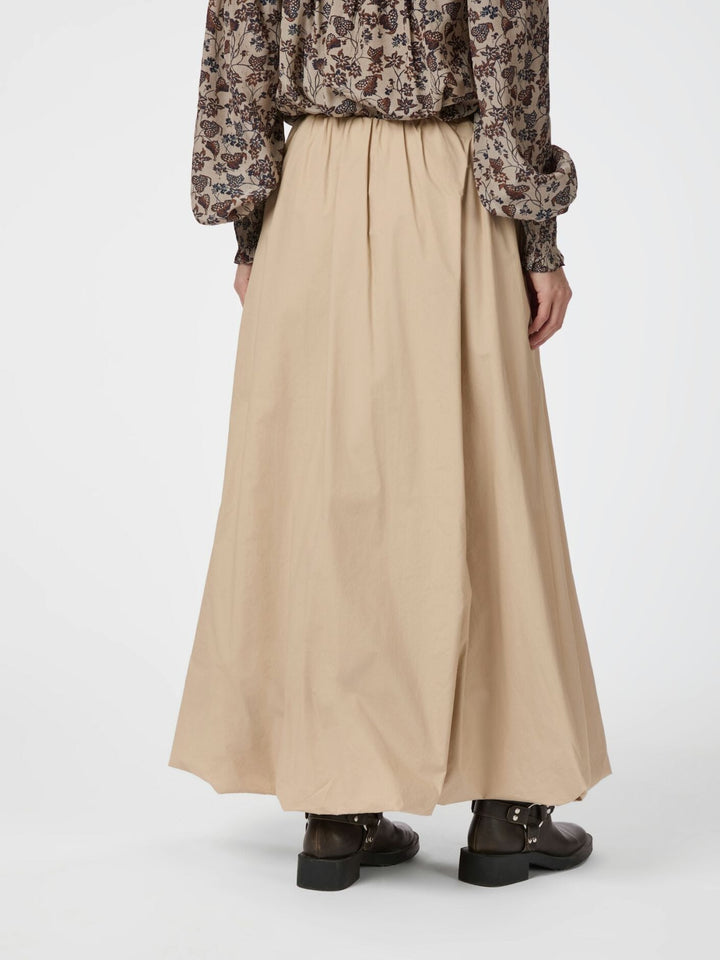 Neo Noir - Ober Long Balloon Skirt 163694 - 213 - Sand Nederdele