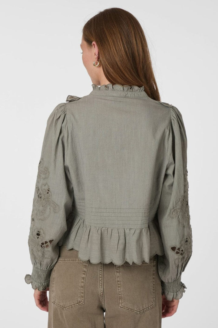 Neo Noir - Petrine Embroidery Blouse 161136 - 627 - Smoke Green