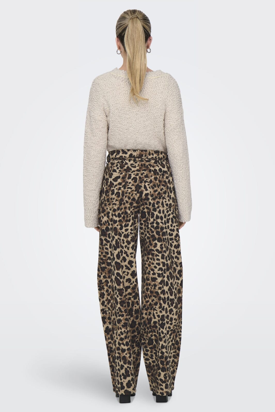 Only - Onlgianna Straight Belt Pant - 4718899 Light Taupe W Black Leo Jeans