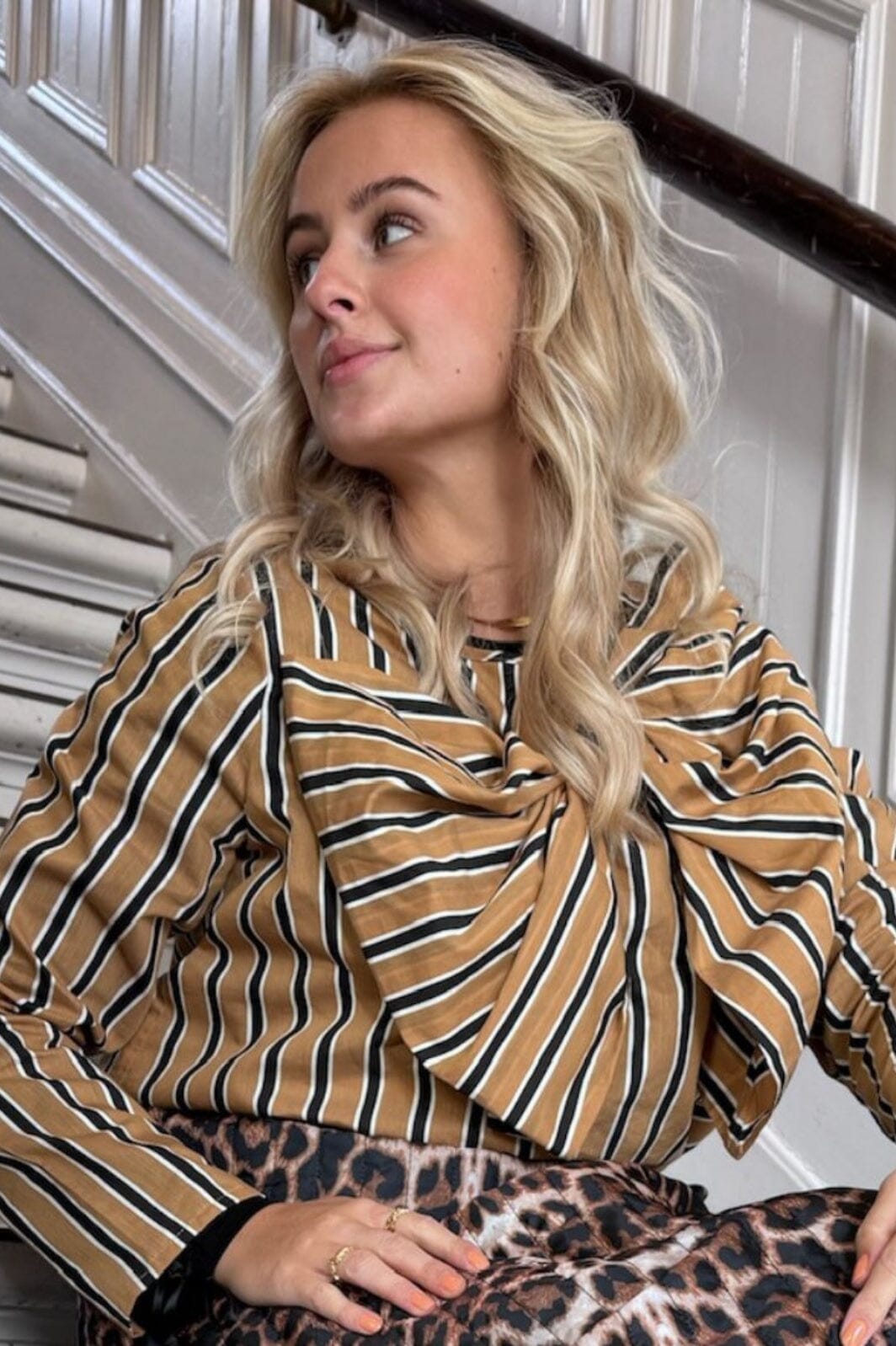 Stories From The Atelier By Copenhagen Shoes - Dream Shirt - 0051 Gold Skjorter