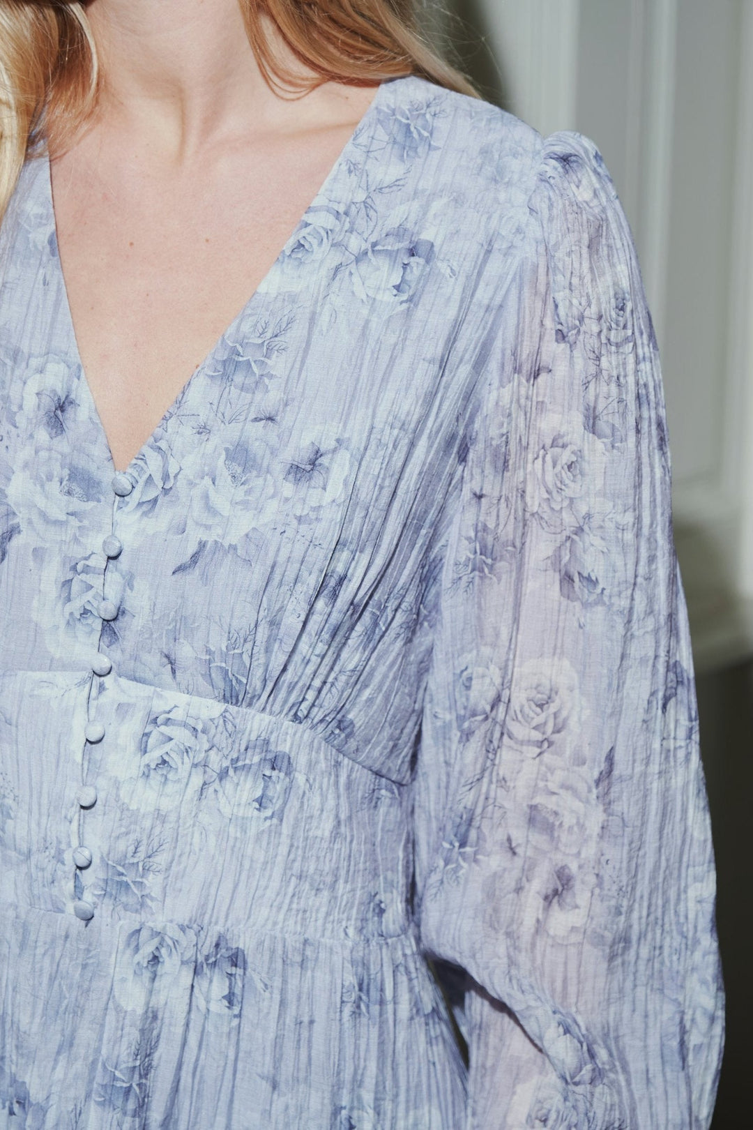 Neo Noir - Mabella Crepe Print Dress 167703 - 142 - Dusty Blue