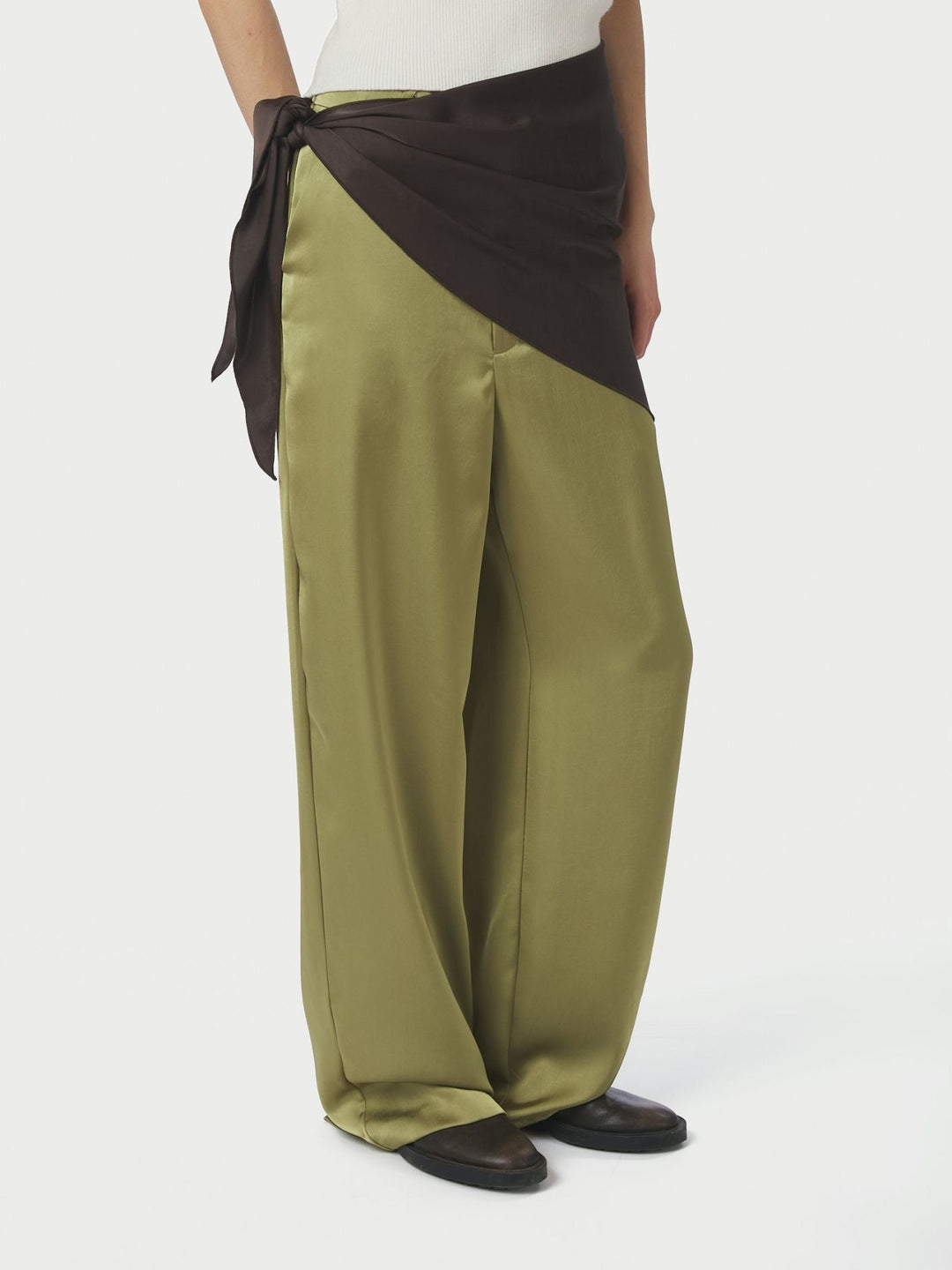 Neo Noir - Serina Heavy Sateen Big Scarf 168193 - 676 - Dark Brown