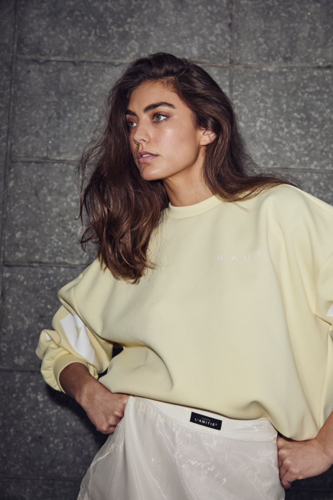 Haute L'Amitié - Maxi Split Logo Sweat HL10413 - Pale Yellow