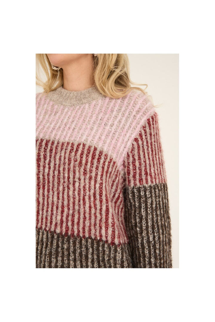 A-View - Aliana Knit Pullover AV6096 - 255 - Rose/Red