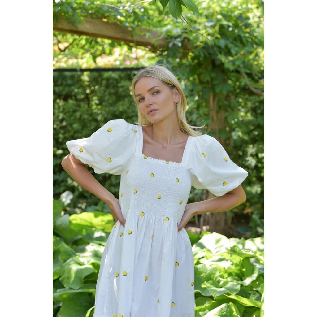 A-View - Cheri Fruit Dress AV8034 - 200 - White/Yellow Kjoler 