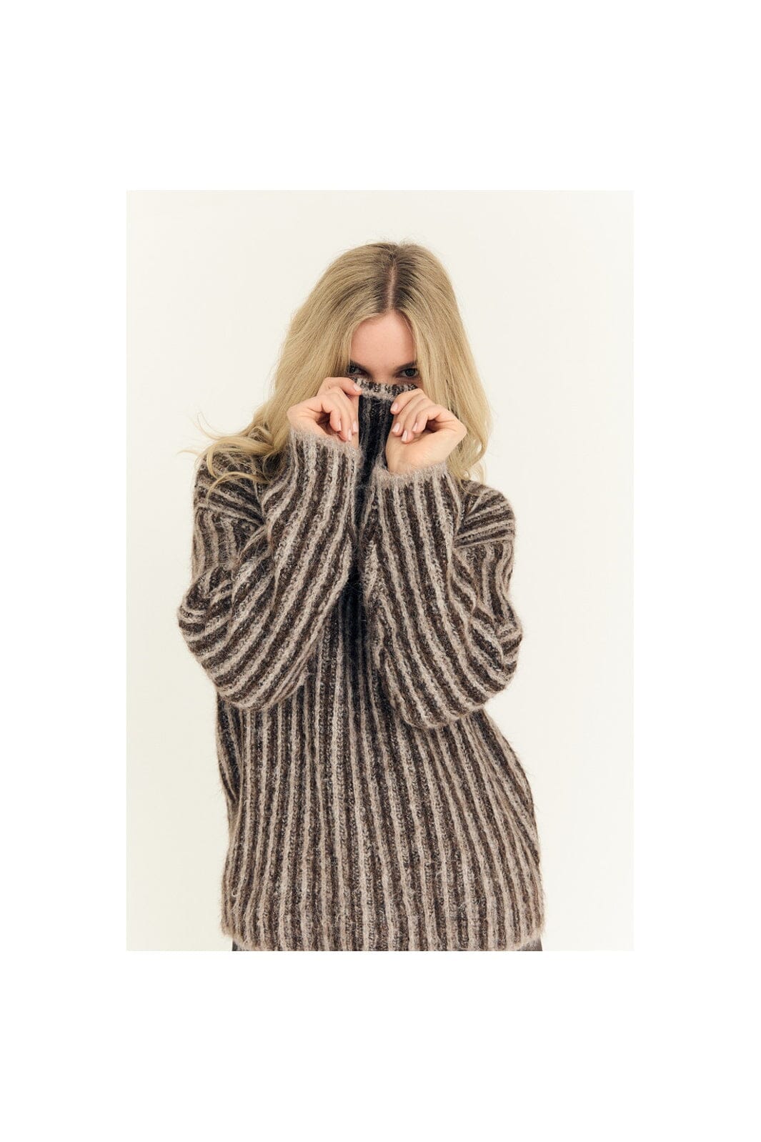 A-View - Orkido Knit Pullover AV6018 - 186 - Sand/Brown