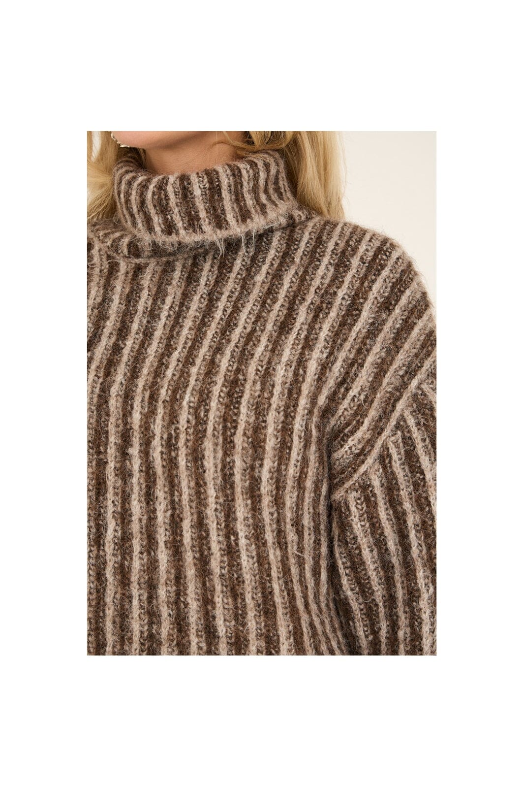 A-View - Orkido Knit Pullover AV6018 - 186 - Sand/Brown