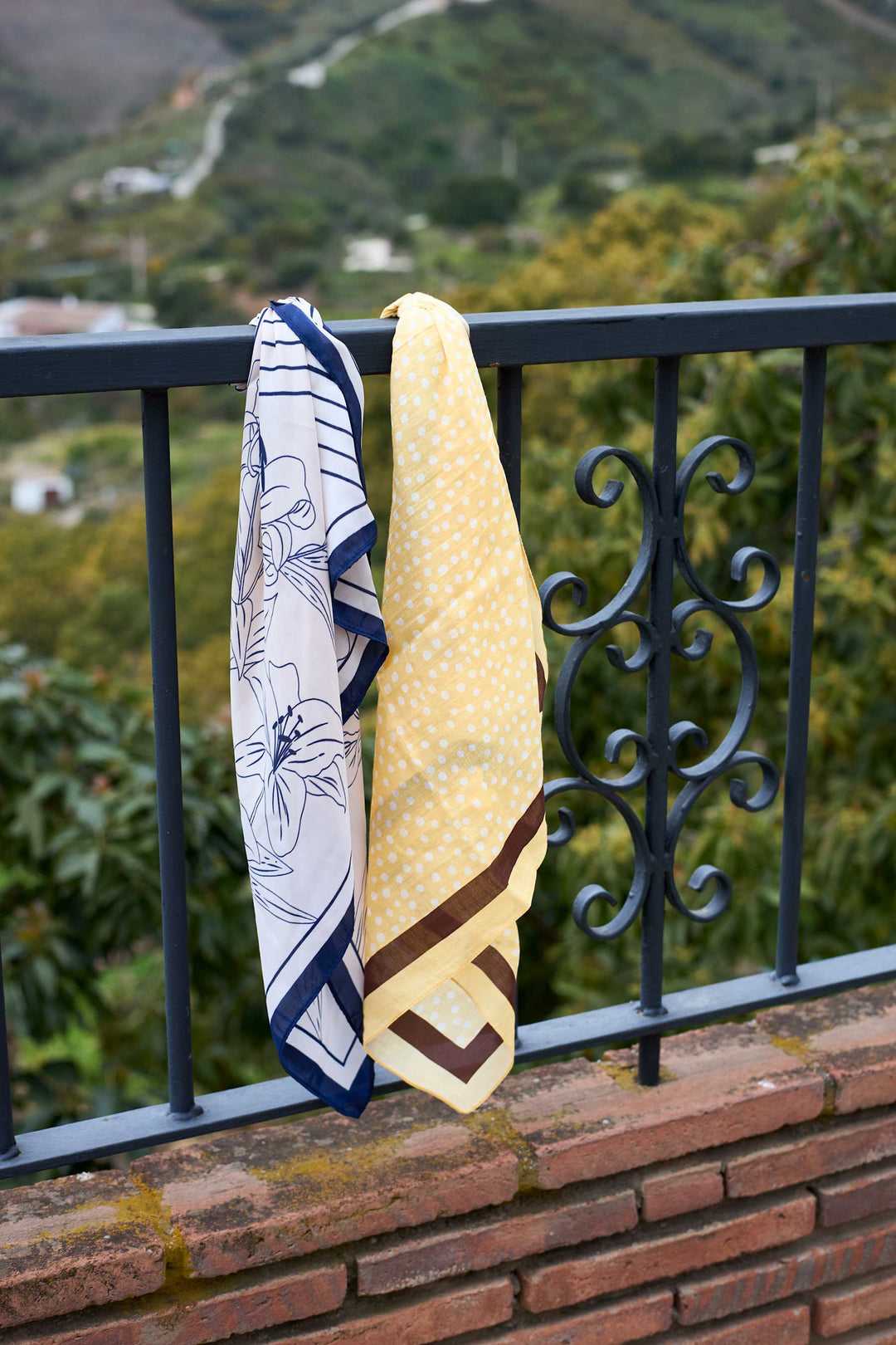 Black Colour - Bctyra Mini Scarf 3682 - Navy Tørklæder 