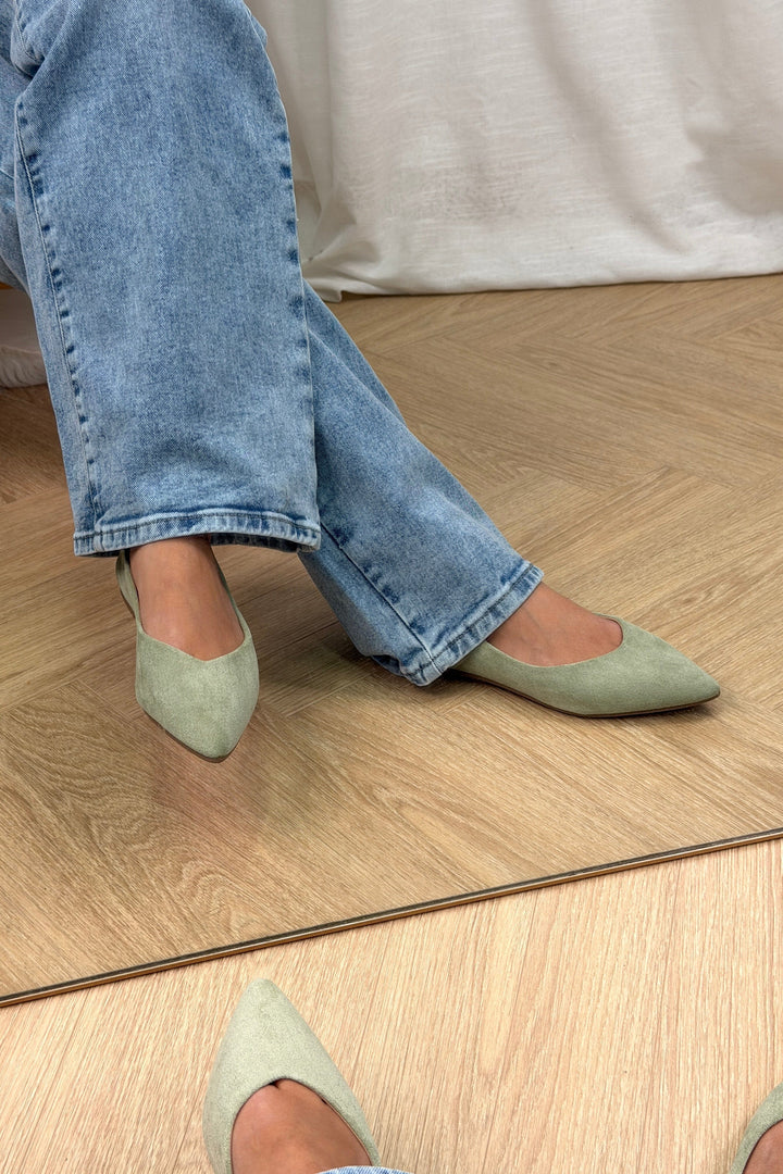 Bloom - Cornflower Ballet Flats - Green Ballerinaer 