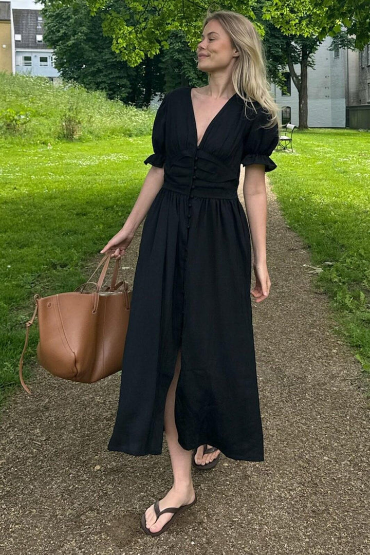 Forudbestilling - BYIC - Adelic Long Ss Dress - black Black Kjoler 