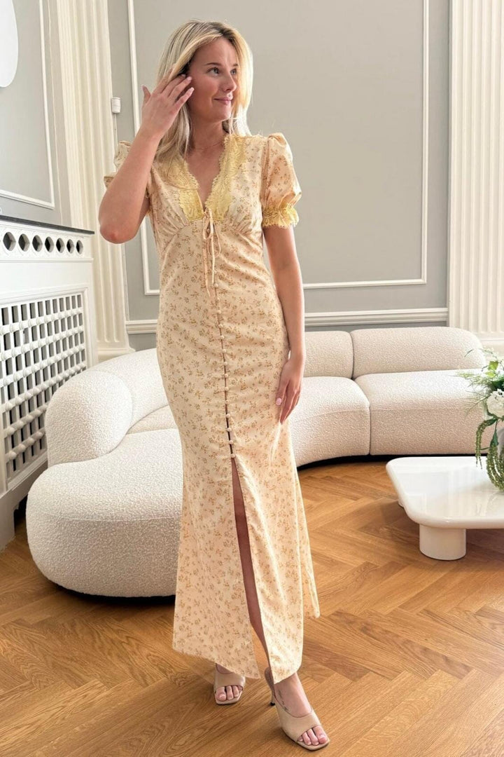 Forudbestilling - BYIC x Molly&My - Agneteic Long Dress A23810 - Yellow Flower Print Kjoler 