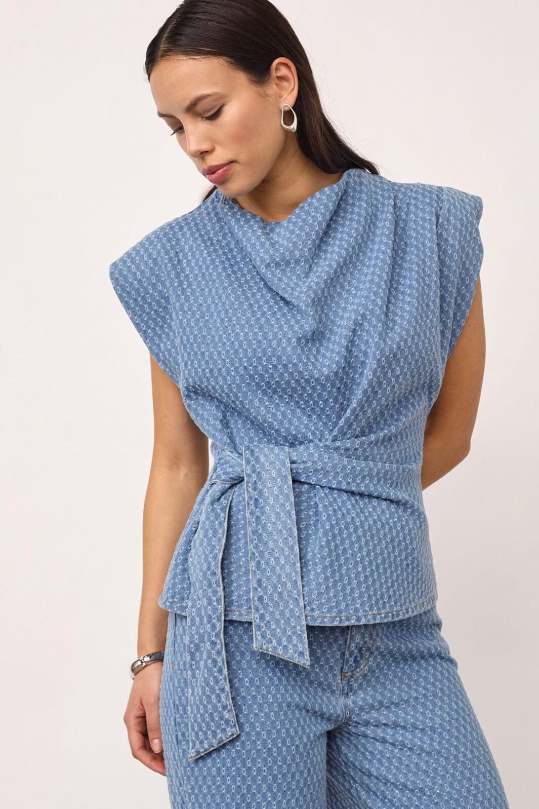 Co´Couture - Antocc Denim Pleat Top 500177 - 45004 - Light Denim T-shirts 