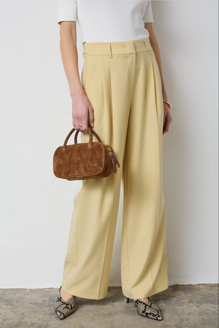 Co´Couture - Nilancc Pleat Pant 41060 - 171 - Paleyellow