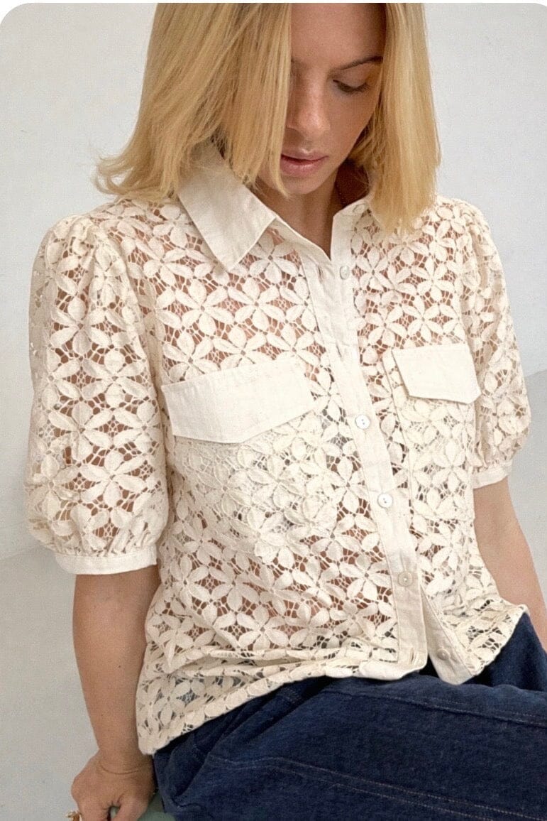 Continue - Charlotte Lace Ss 15292 - Off White Bluser 