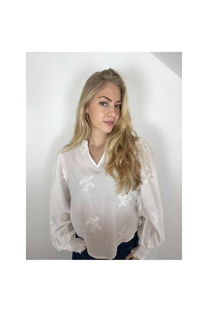 Continue - Emma 15147 - White