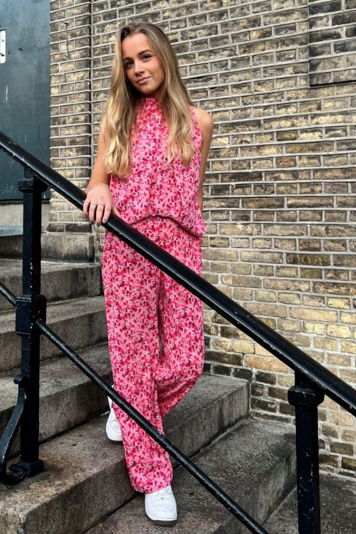 Continue - Lea Flowers - Pink Flowers