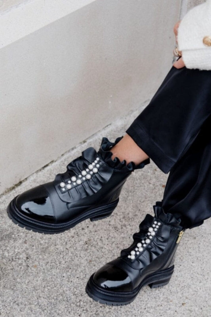 Copenhagen Shoes - Pretty Pearls - 0001 Black