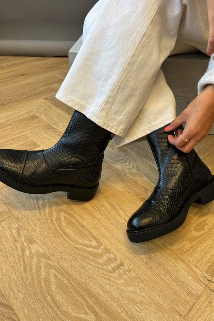 Copenhagen Shoes - She Croco - Black