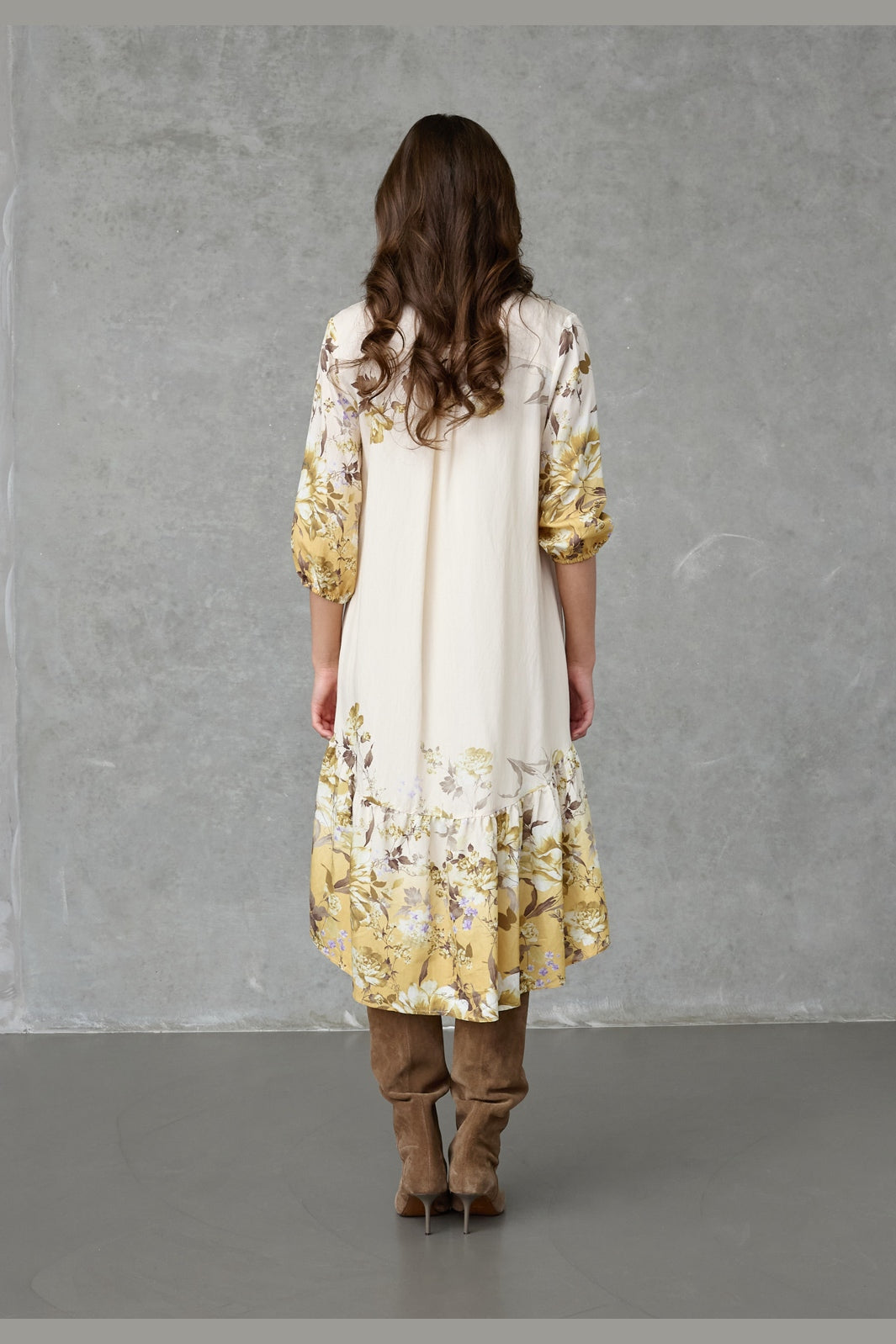 Love & Divine - Love958-10 19855 - 813 - Yellow/Brown Flower