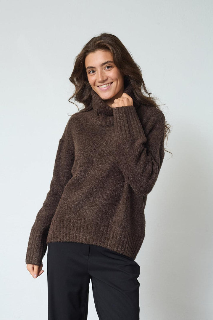 Sisters Point - Hemma-Pu 18695 - 216 - Mocha Brown