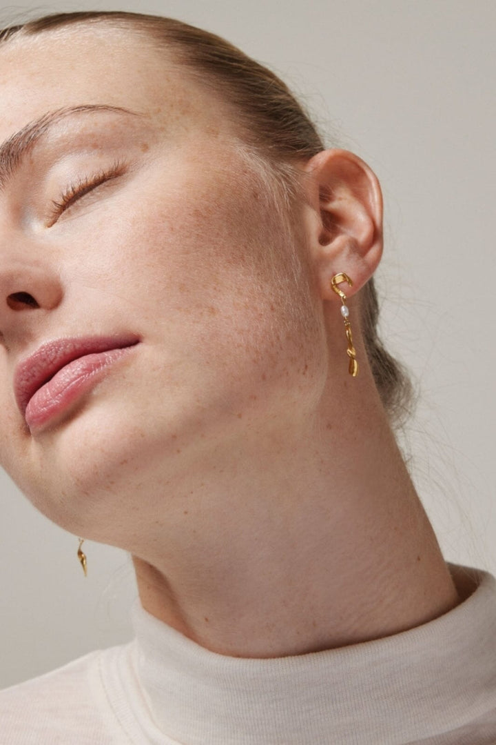 Enamel Copenhagen - Studs, Sienna - Pearls