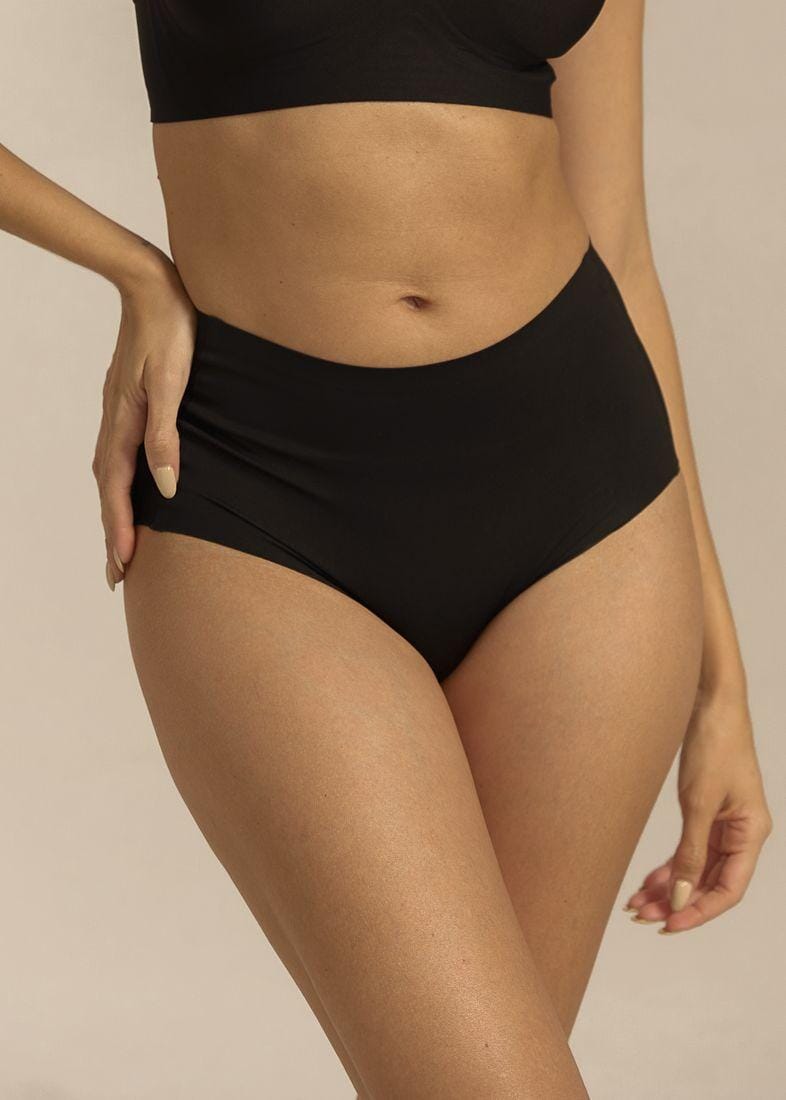 Femifemme - Invisible Highwaist Maxi Trusser - Sort