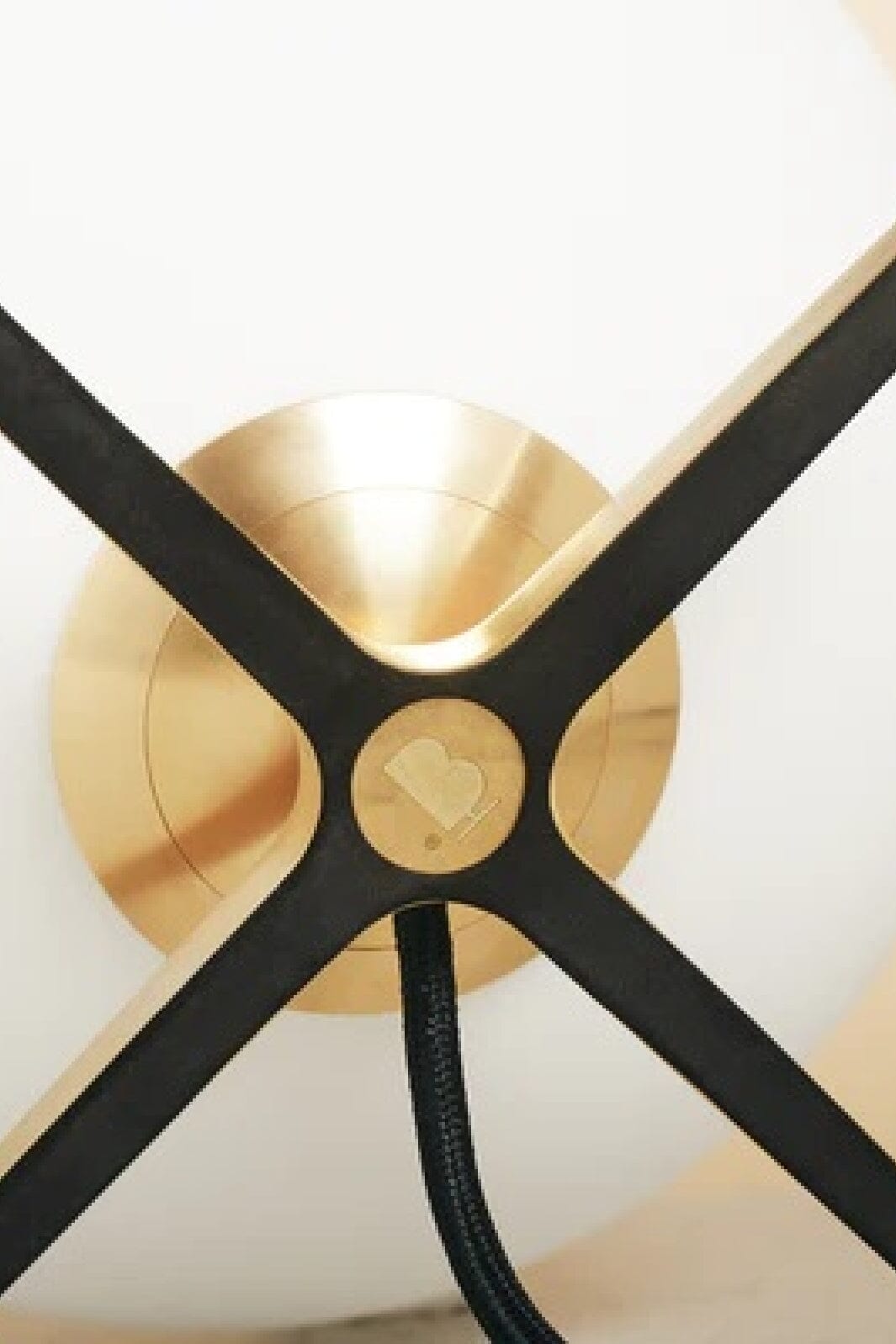 Brainchild - Ægget Lampen