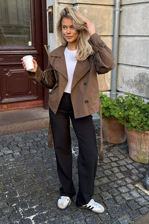 Forudbestilling - BYIC - Almaic Trenchcoat A2319 - Dark Brown Jakker 