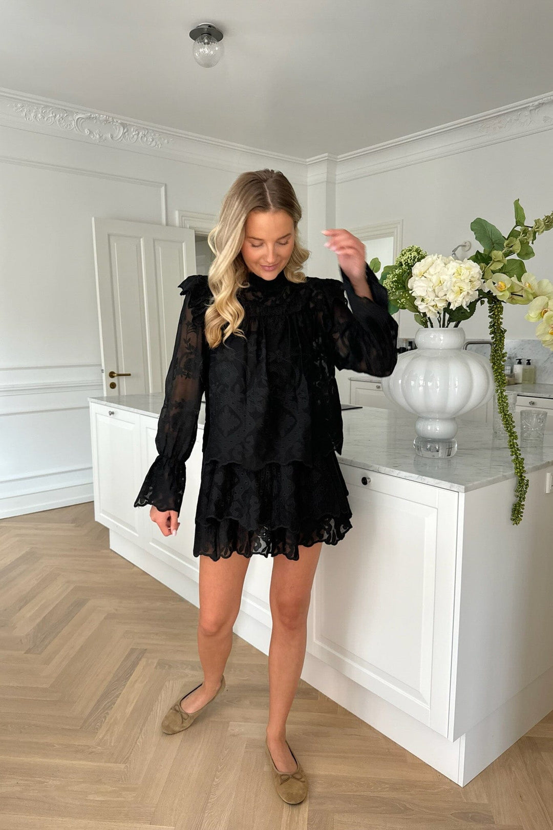 BYIC - Ellinoric Lace Mini Skirt - vb Vintage Black