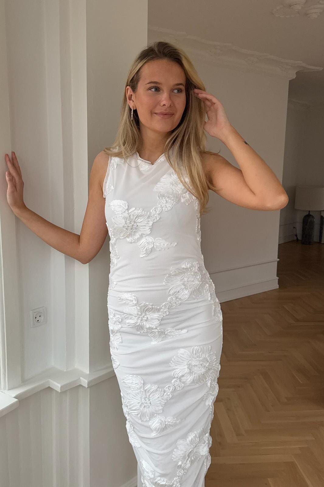 Voorbestelling - BYIC - Miraic Mesh Dress A23766 - White Flower