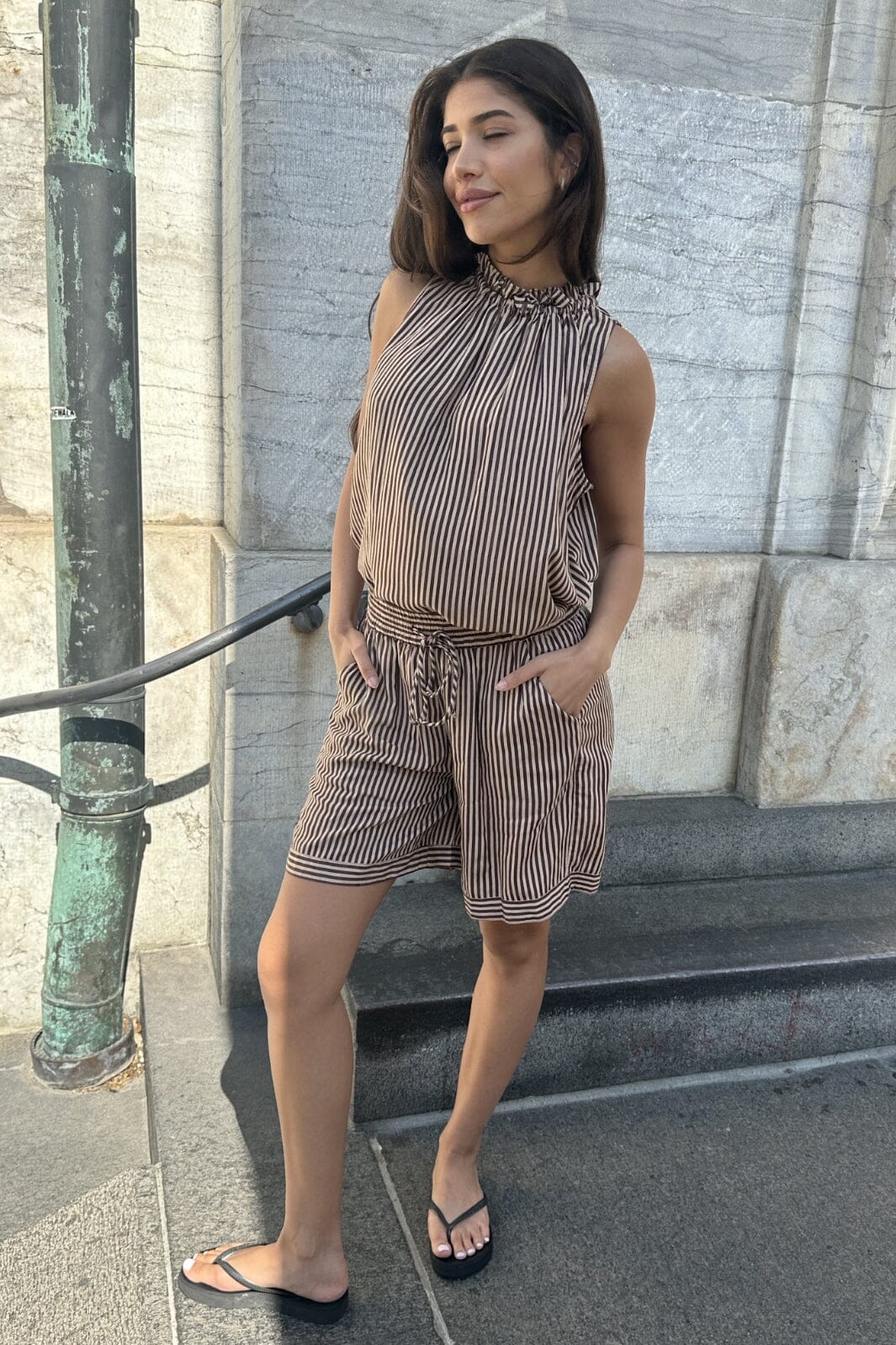 Continue - Liva Small Stripe 14955 - Brown Small Stripe