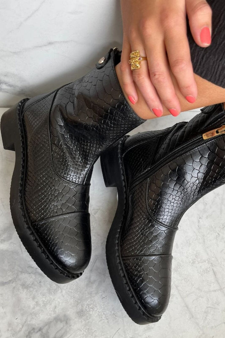 Copenhagen Shoes - Amie Boots - 0001 Black