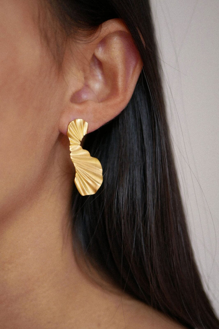 Enamel Copenhagen - Earring, Big Wave - 925S/Gp/M