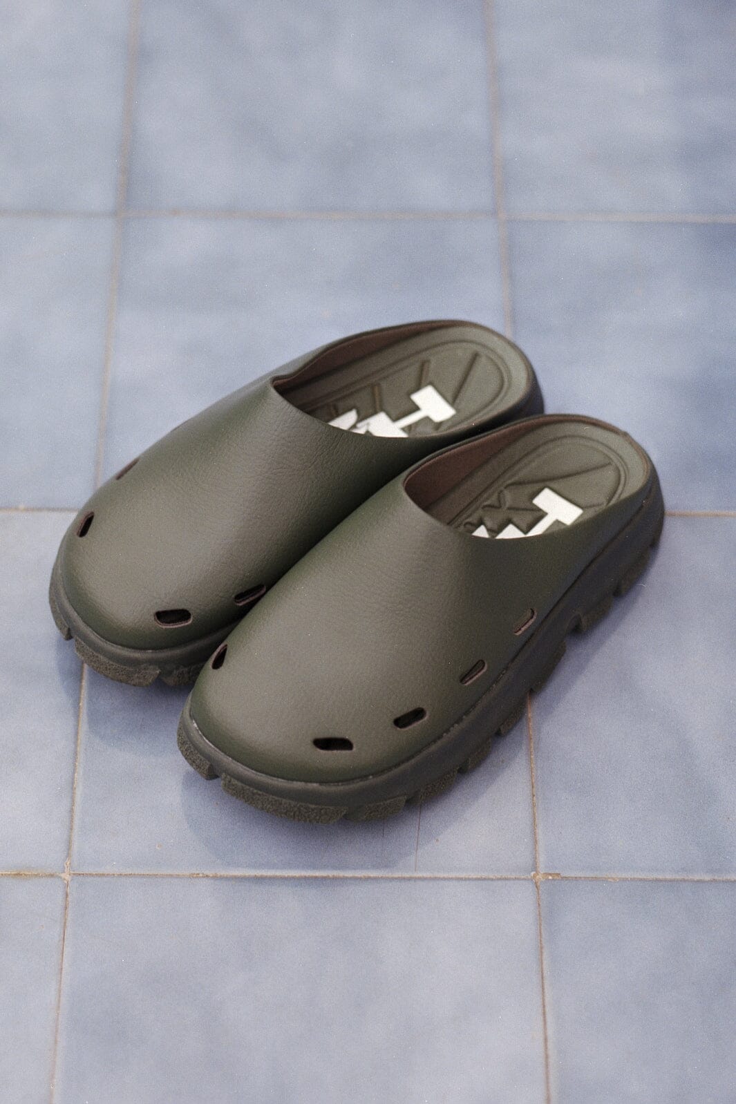 H2O - Trek Closed Sandal - 3020 Army