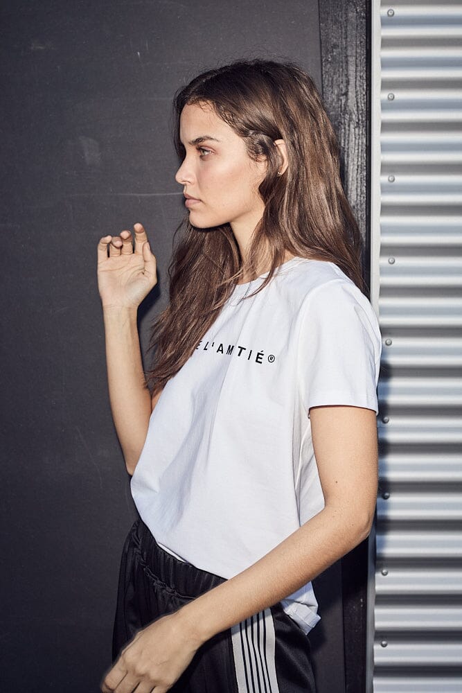 Forudbestilling - Haute L'Amitié - Rub Logo Tee HL10096 - White T-shirts 