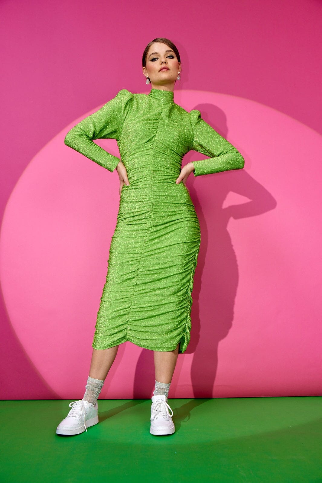 Hunkøn - Cattia Wrinkle dress - Apple Green Glitter