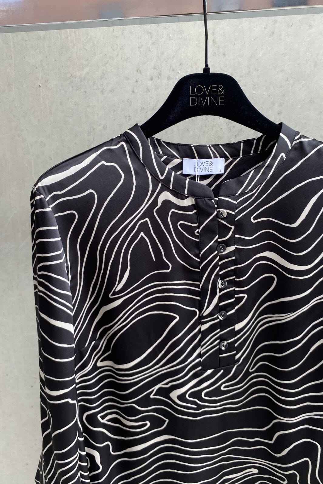 Love & Divine - Love1056-1 - 010 Black/Cream