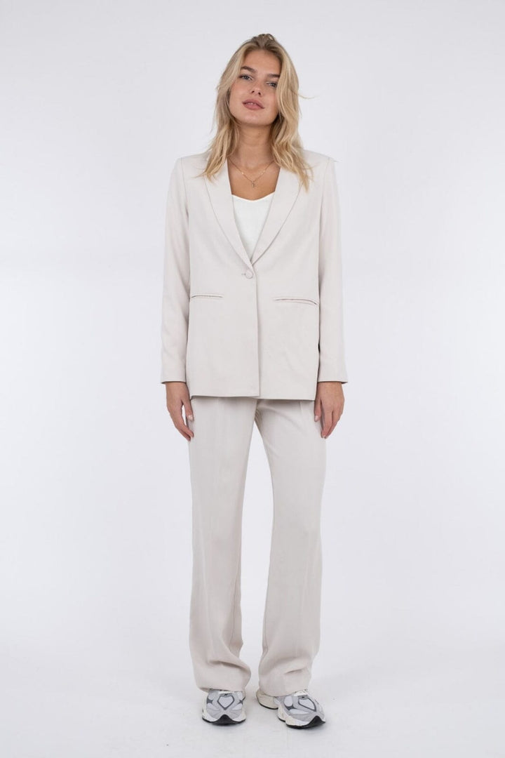 Neo Noir - Avery Woven Blazer - Ivory